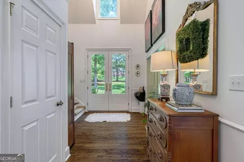 Entry Way - 152 Thornhill Dr, Athens, GA 30607 photo 3 of 7