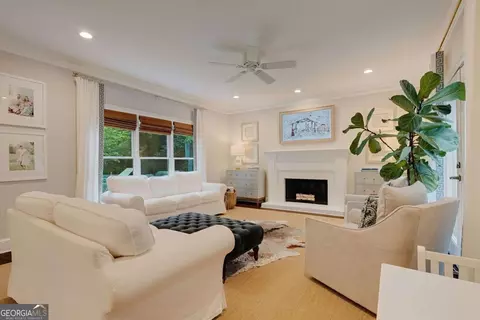 Living - 152 Thornhill Dr, Athens, GA 30607 photo 2 of 2