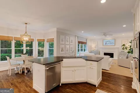 Kitchen - 152 Thornhill Dr, Athens, GA 30607 photo 1 of 5
