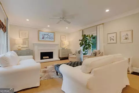 Living - 152 Thornhill Dr, Athens, GA 30607 photo 1 of 2