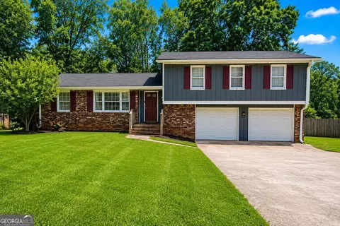 970 Woodbridge Dr NE, Conyers, GA 30012