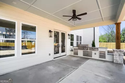 Exterior - 932 Cooper Rd, Grayson, GA 30017 photo 2 of 2