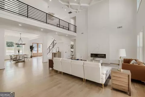 Living - 932 Cooper Rd, Grayson, GA 30017 photo 3 of 3