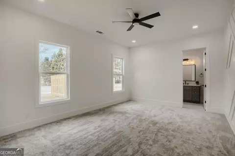 Bedroom - 932 Cooper Rd, Grayson, GA 30017 photo 5 of 10