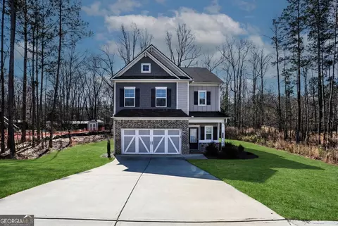 154 Laurel Cove Dr, Hoschton, GA 30548