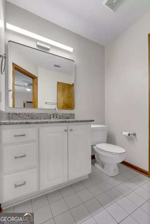 Bath - 1296 Mcquaig St NW, Cairo, GA 39828 photo 5 of 14