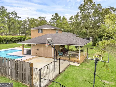 Exterior - 1296 Mcquaig St NW, Cairo, GA 39828 photo 6 of 20