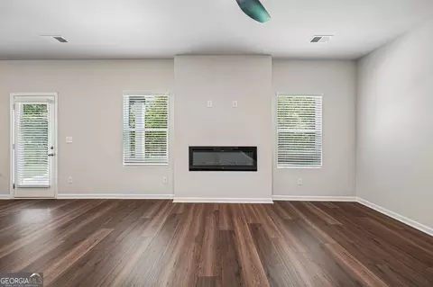 502 Taylor Ct, Jackson, GA 30233
