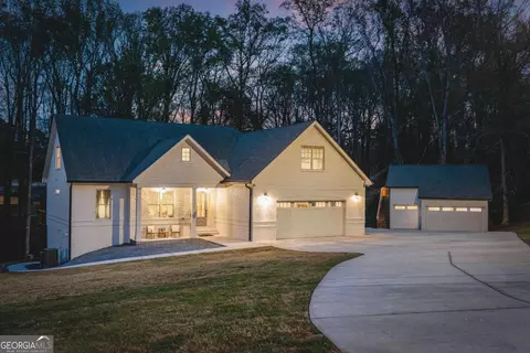 5758 Williams Rd, Norcross, GA 30093