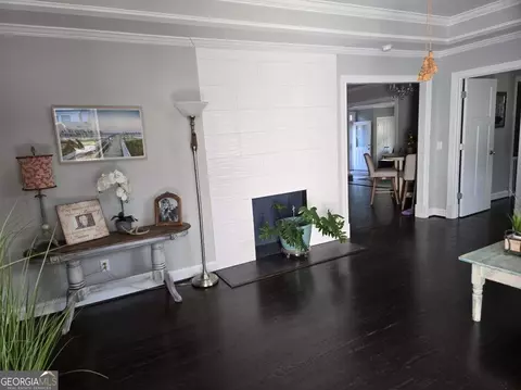 Living - 511 W Smith St, Claxton, GA 30417 photo 3 of 3