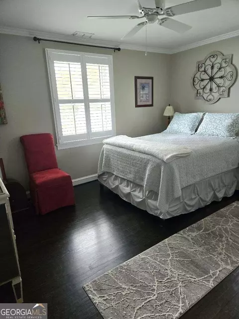 Bedroom - 511 W Smith St, Claxton, GA 30417 photo 2 of 4