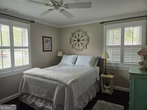 Bedroom - 511 W Smith St, Claxton, GA 30417 photo 3 of 4