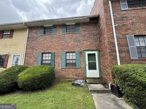 6354 Shannon Pkwy, Union City, GA 30291