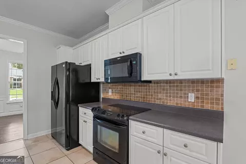 Kitchen - 647 Ventana Dr, Evans, GA 30809 photo 6 of 6