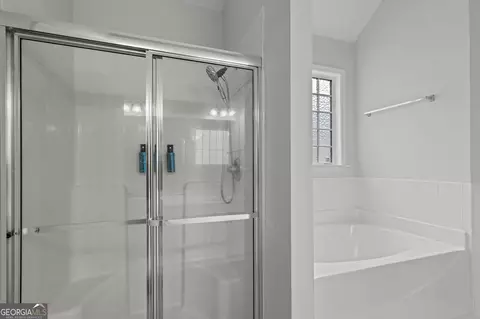 Bath - 647 Ventana Dr, Evans, GA 30809 photo 3 of 5