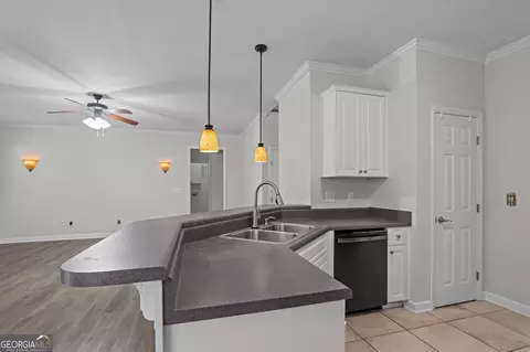 Kitchen - 647 Ventana Dr, Evans, GA 30809 photo 4 of 6