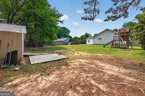 Exterior - 121 Brownsmill Dr, Grayson, GA 30017 photo 8 of 13