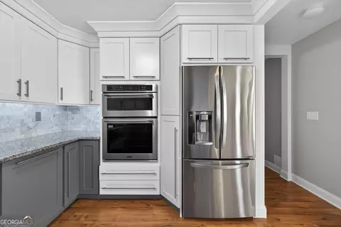Kitchen - 121 Brownsmill Dr, Grayson, GA 30017 photo 5 of 5