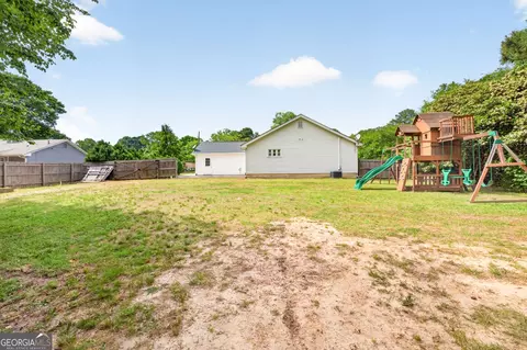 Exterior - 121 Brownsmill Dr, Grayson, GA 30017 photo 6 of 13