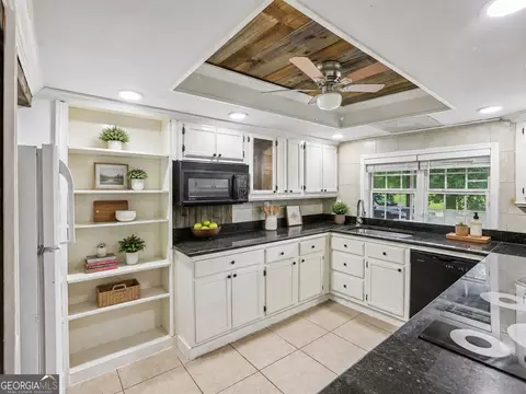 Kitchen - 1256 Chambers Rd, Mcdonough, GA 30253 photo 2 of 5