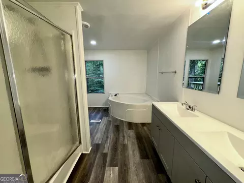 Bath - 181 Alview Dr, Macon, GA 31206 photo 1 of 5