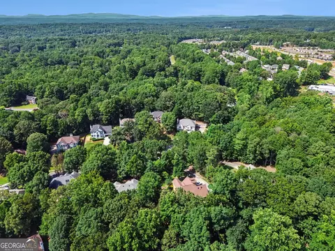 213 Powers Ct, Woodstock, GA 30189