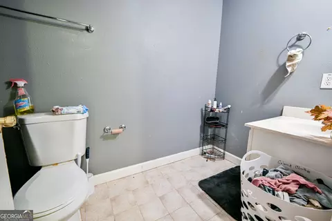 Bath - 12426 Edgewater Dr, Hampton, GA 30228 photo 5 of 10
