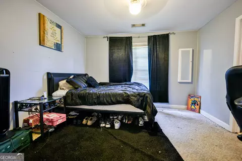 Bedroom - 12426 Edgewater Dr, Hampton, GA 30228 photo 6 of 13