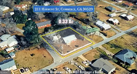211 Harmony St, Commerce, GA 30529 photo 2
