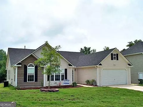 6330 Queensdale Dr, Douglasville, GA 30135