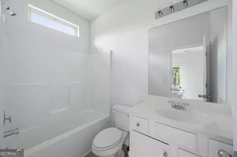 Bath - 2649 Ogden Trl, Buford, GA 30519 photo 5 of 5