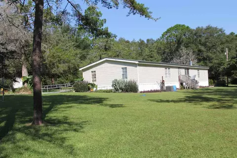 Exterior - 2489 Mosley Rd, Claxton, GA 30417 photo 4 of 12