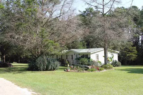Exterior - 2489 Mosley Rd, Claxton, GA 30417 photo 2 of 12