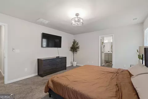 Bedroom - 105 Oakbrook Ln, Covington, GA 30016 photo 2 of 8