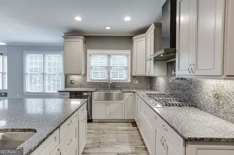 Kitchen - 1705 Millside Ter, Dacula, GA 30019 photo 8 of 8