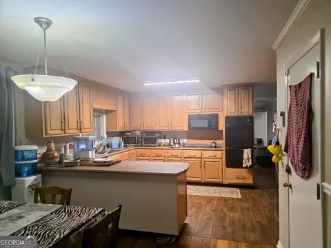 Kitchen - 270 South Dr, Hampton, GA 30228 photo 6 of 6