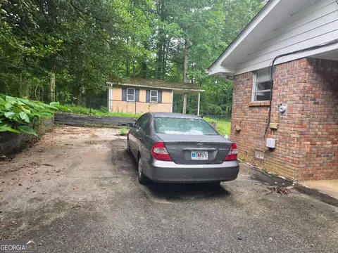 Exterior - 270 South Dr, Hampton, GA 30228 photo 7 of 10