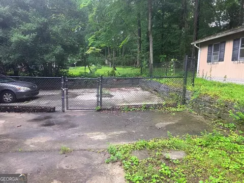 Exterior - 270 South Dr, Hampton, GA 30228 photo 9 of 10