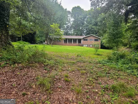 Exterior - 270 South Dr, Hampton, GA 30228 photo 2 of 10