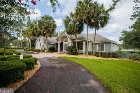 4709 Blackwater Dr, Valdosta, GA 31602