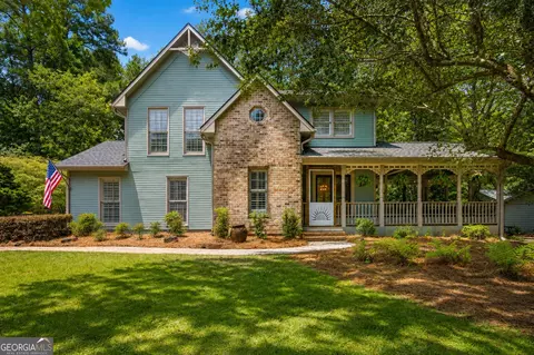 110 Shadowood Ln, Peachtree City, GA 30269