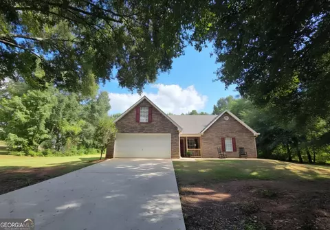 Exterior - 137 Meadow View Dr, Jackson, GA 30233 photo 2 of 6