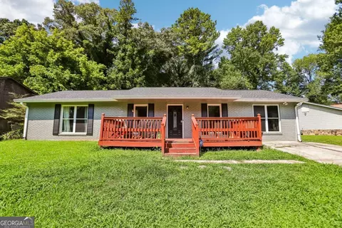 201 Meadowlark Ln, Jonesboro, GA 30236