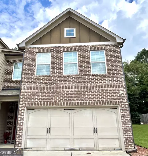 3255 Clear View Dr, Snellville, GA 30078