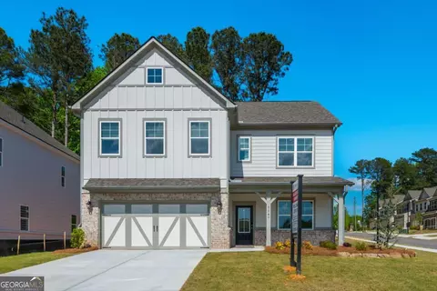 5587 Overview Dr, Flowery Branch, GA 30542