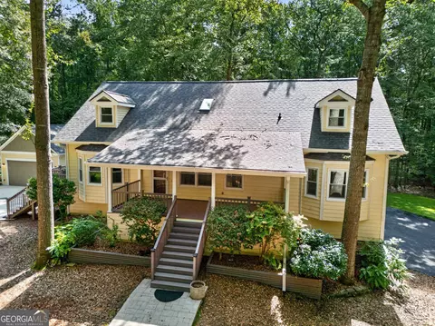 121 Broom Blvd, Fayetteville, GA 30215