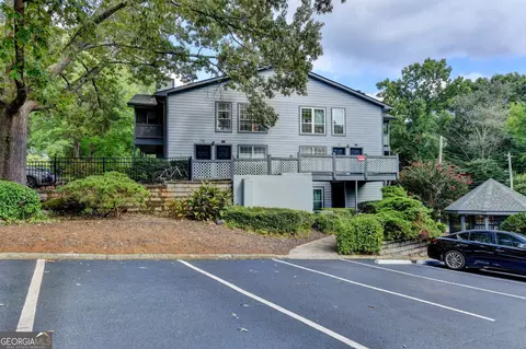 1305 Weatherstone Way NE, Atlanta, GA 30324