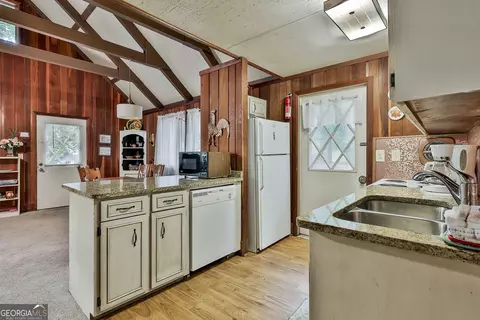 Kitchen - 87 St Moritz Dr, Pine Mountain, GA 31822 photo 3 of 3