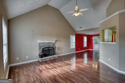 Living - 25 Luke Ln, Covington, GA 30014 photo 2 of 5