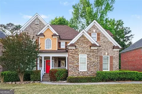 913 Arbor Dr, Loganville, GA 30052